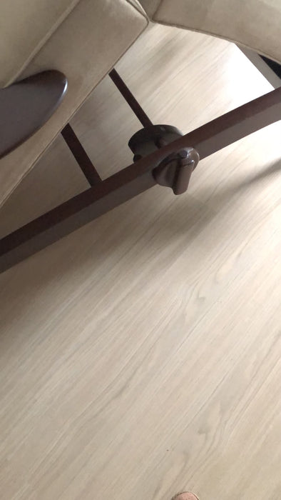 Chaise "Jung" – Etel