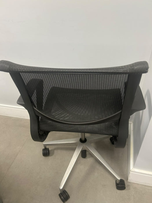 Cadeira de Escritório "Setu" – Herman Miller