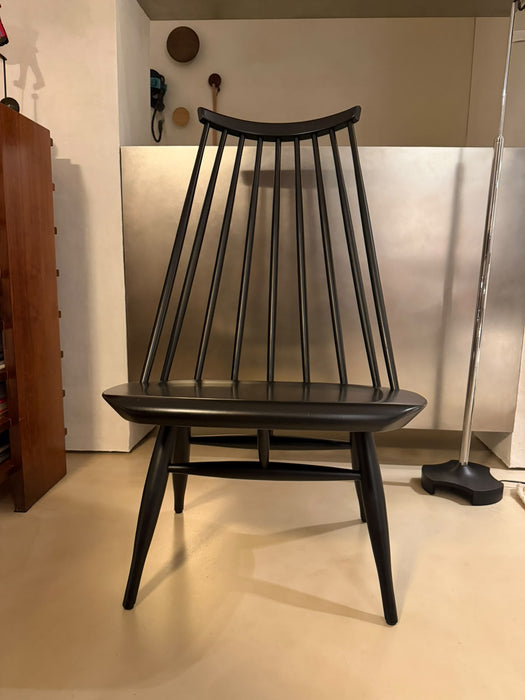 Cadeira "Mademoiselle" – Ilmari Tapiovaara para Artek