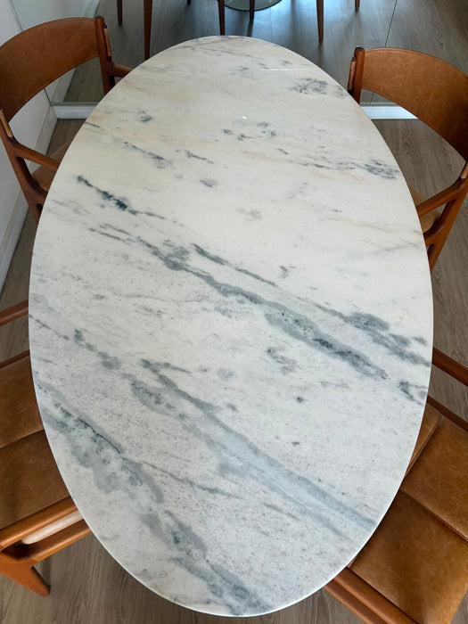 Mesa de Jantar para 4 Lugares em Mármore Espírito Santo