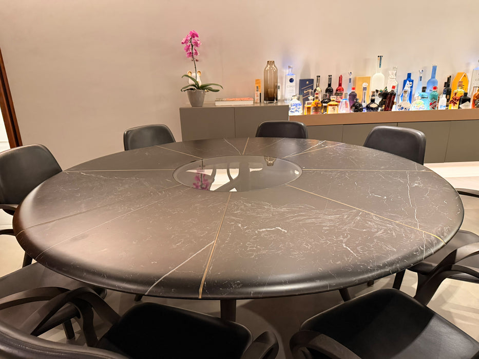 Mesa de Jantar “Aris” – Jader Almeida