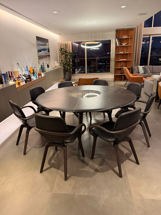 Mesa de Jantar “Aris” – Jader Almeida