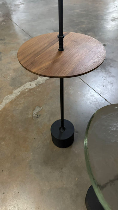Mesa de Apoio “CIGG” com Tampo de Madeira – Jader Almeida