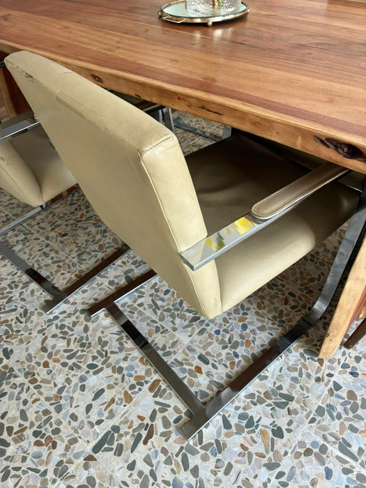 Conjunto de 4 Cadeiras “BRNO” em Couro – Ludwig Mies van der Rohe