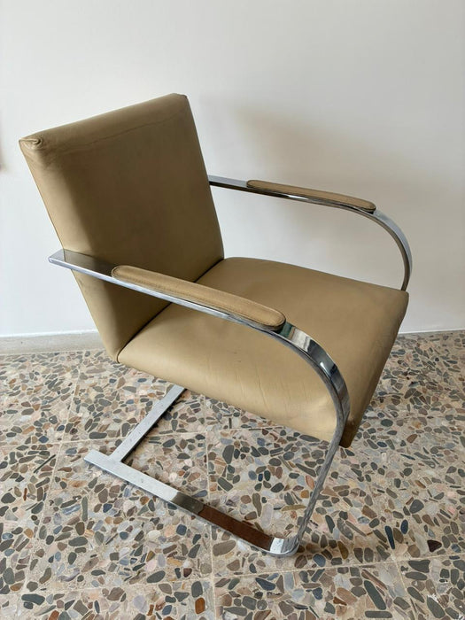 Conjunto de 4 Cadeiras “BRNO” em Couro – Ludwig Mies van der Rohe