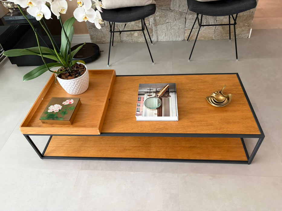 Mesa de Centro "Dama" – Ateliê Fernando Jaeger