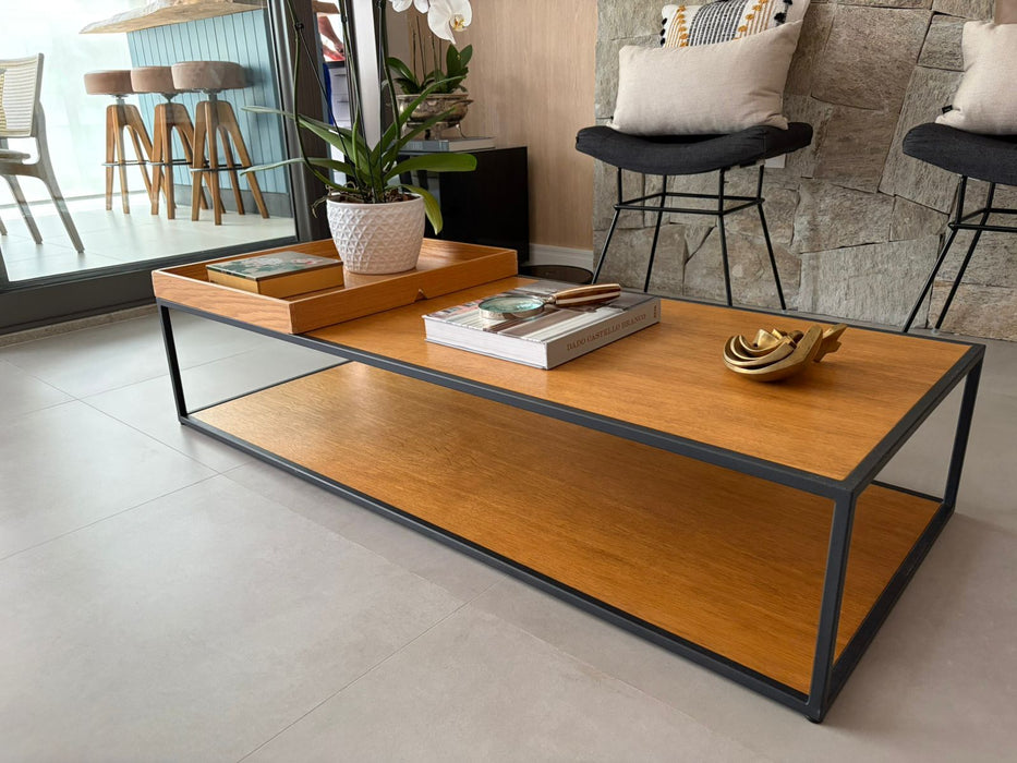 Mesa de Centro "Dama" – Ateliê Fernando Jaeger