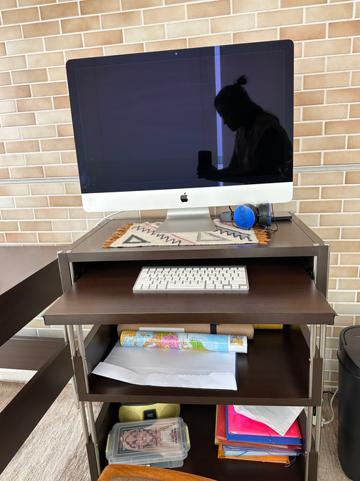 Escrivaninha + Mesa de Apoio