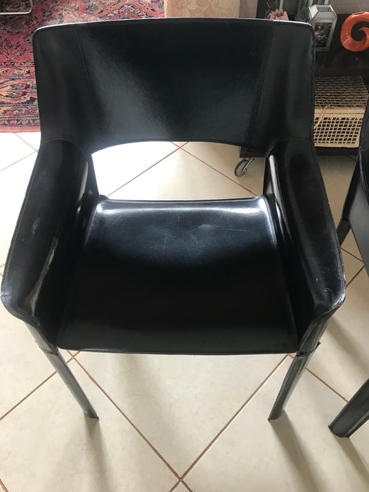 Conjunto com 5 Cadeiras  em Couro - De Couro of Brazil