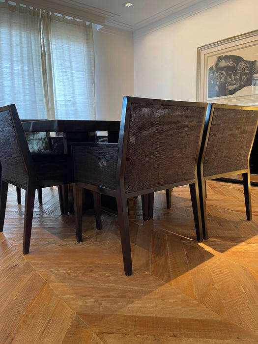 Conjunto Mesa de Jantar com 8 Cadeiras