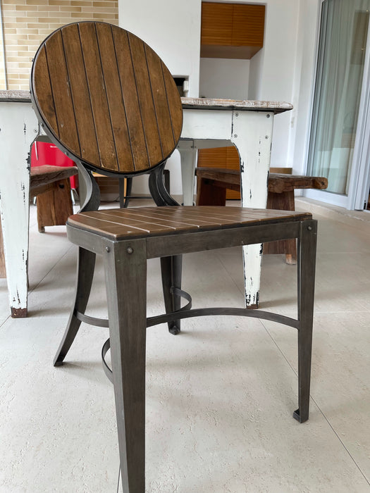 Par de Cadeiras em Madeira - Artefacto