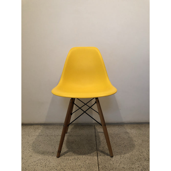 Cadeira "Eames"  - Tok&Stok